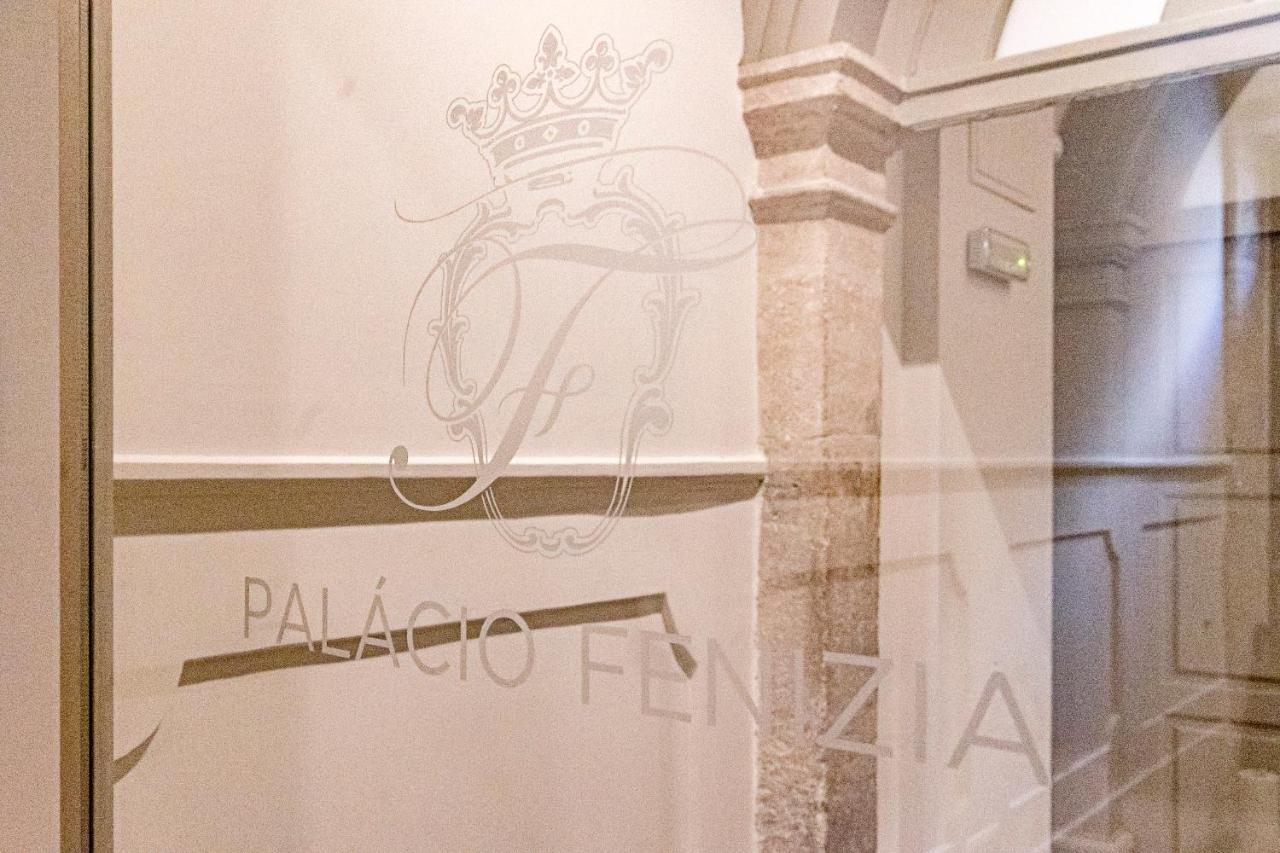 Palacio Fenizia - Bonfim 191 By Lovelystay ポルト エクステリア 写真